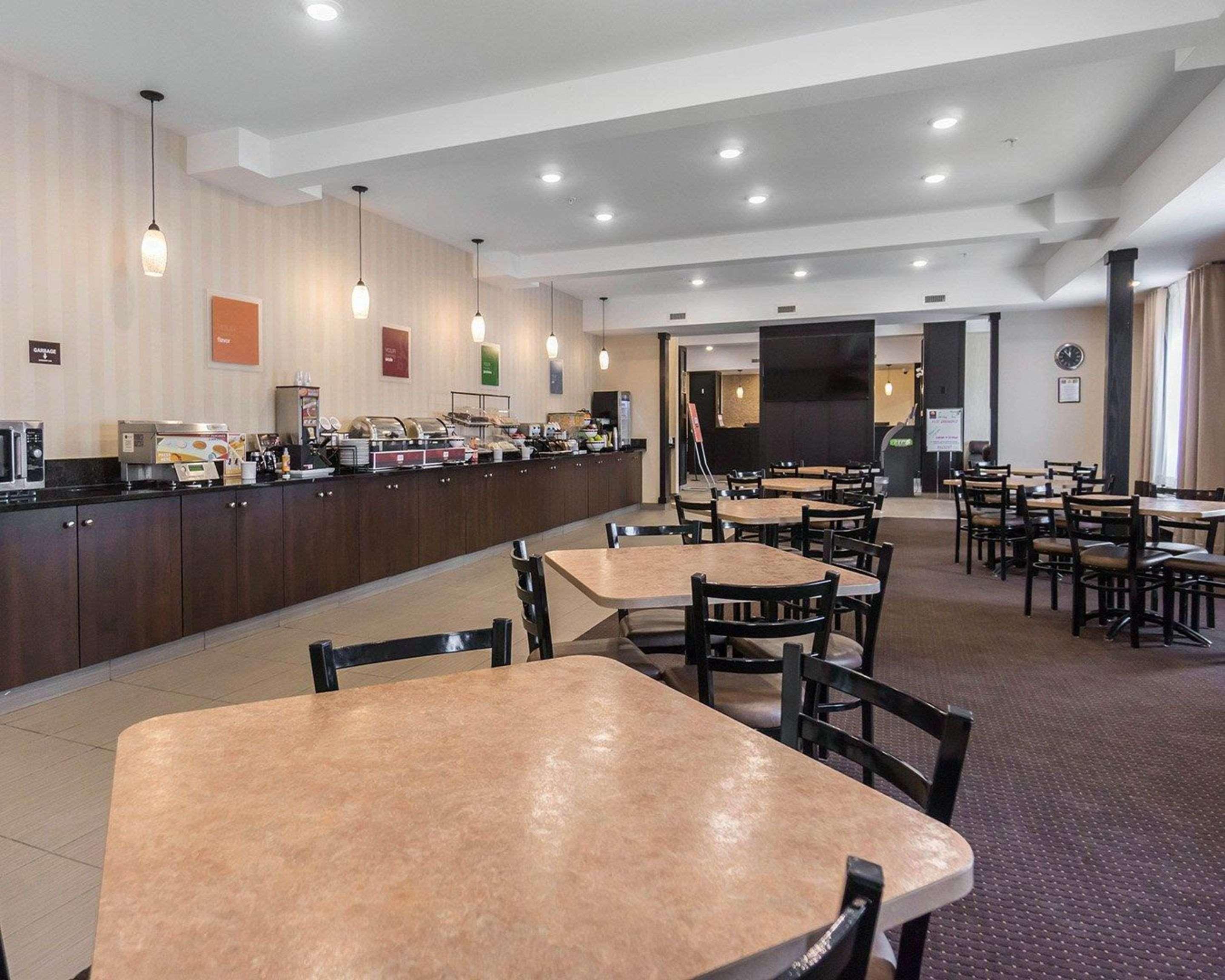 Comfort Inn & Suites Fox Creek Ngoại thất bức ảnh