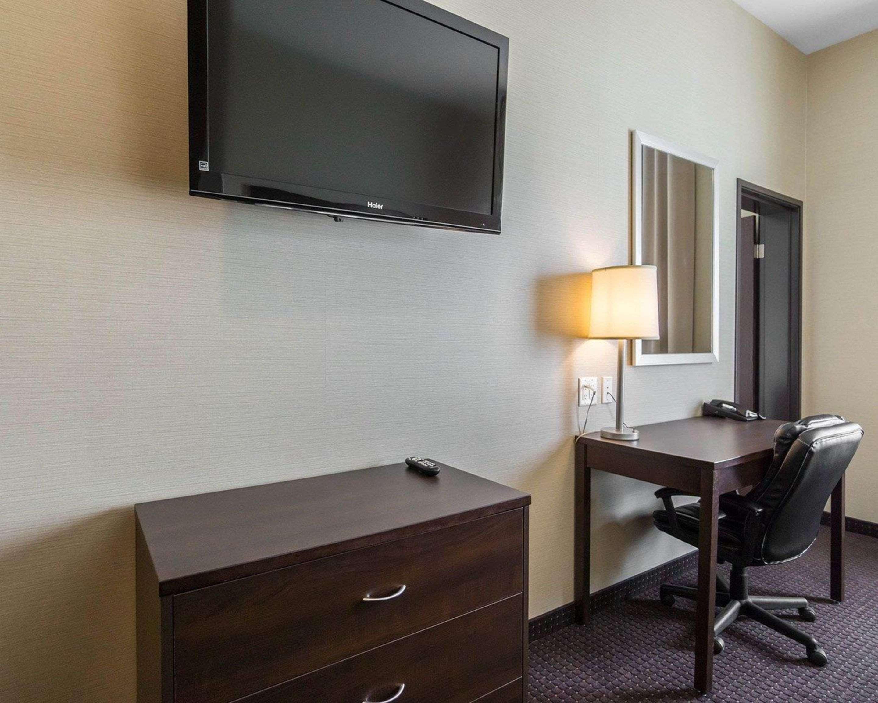 Comfort Inn & Suites Fox Creek Ngoại thất bức ảnh