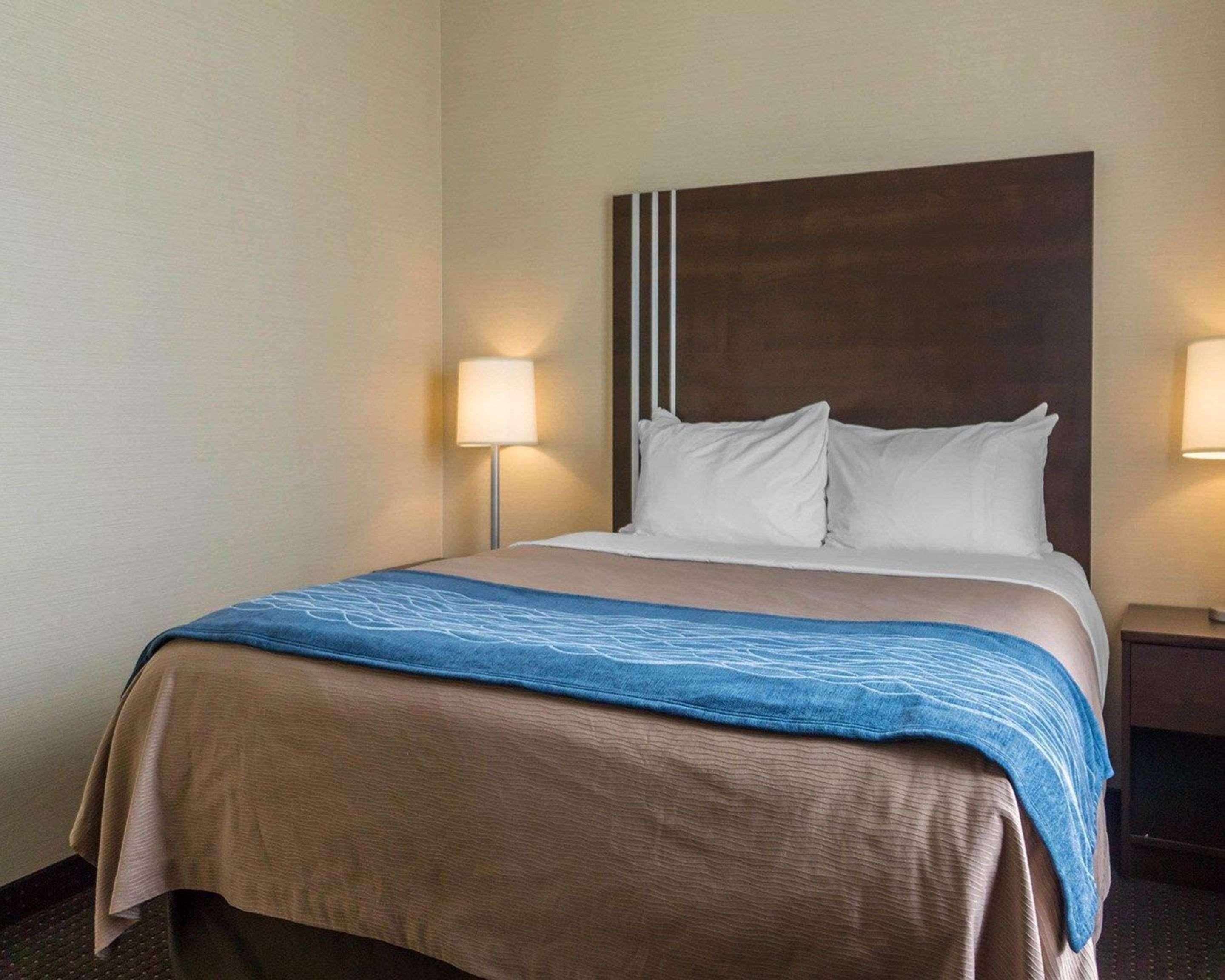 Comfort Inn & Suites Fox Creek Ngoại thất bức ảnh