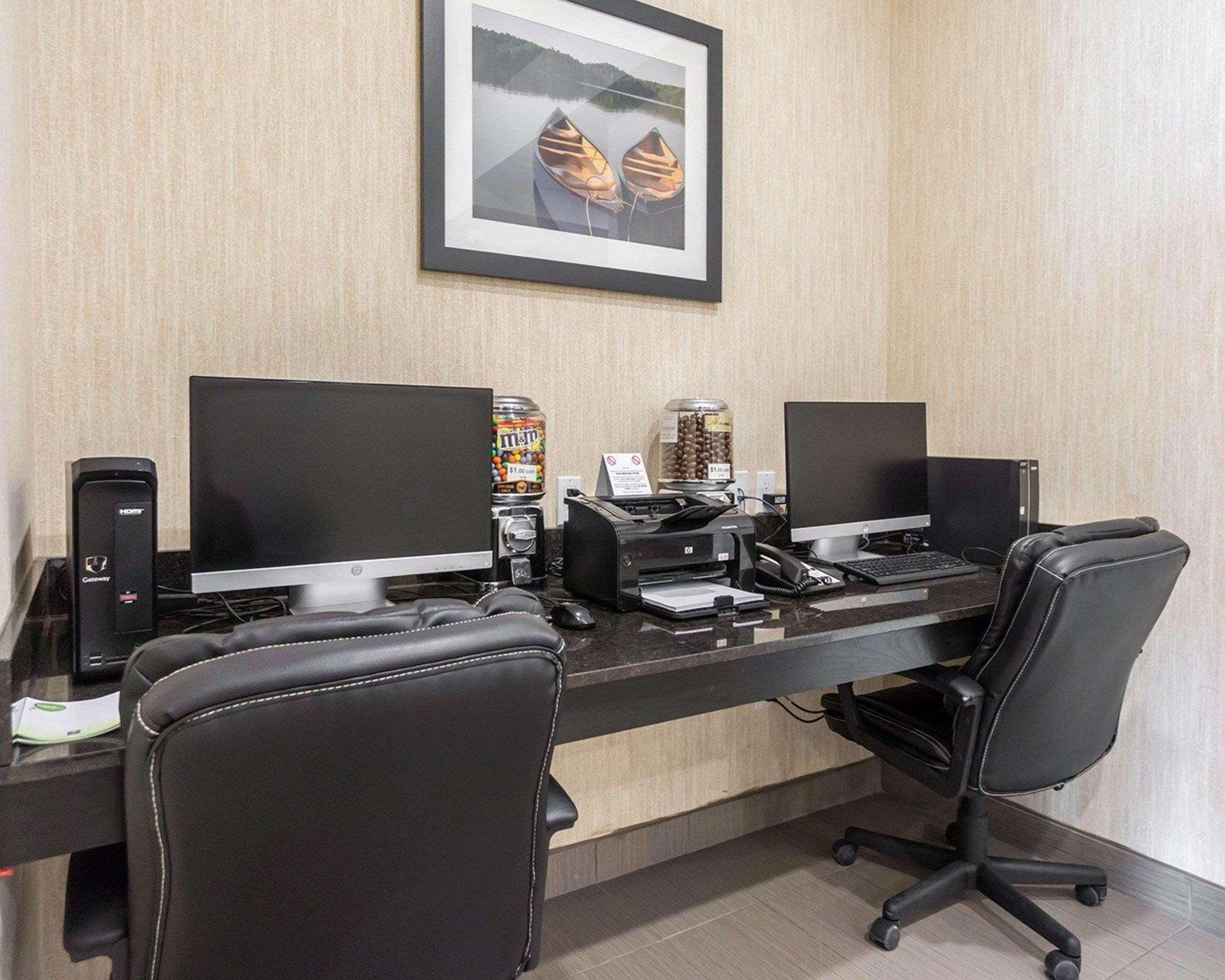 Comfort Inn & Suites Fox Creek Ngoại thất bức ảnh
