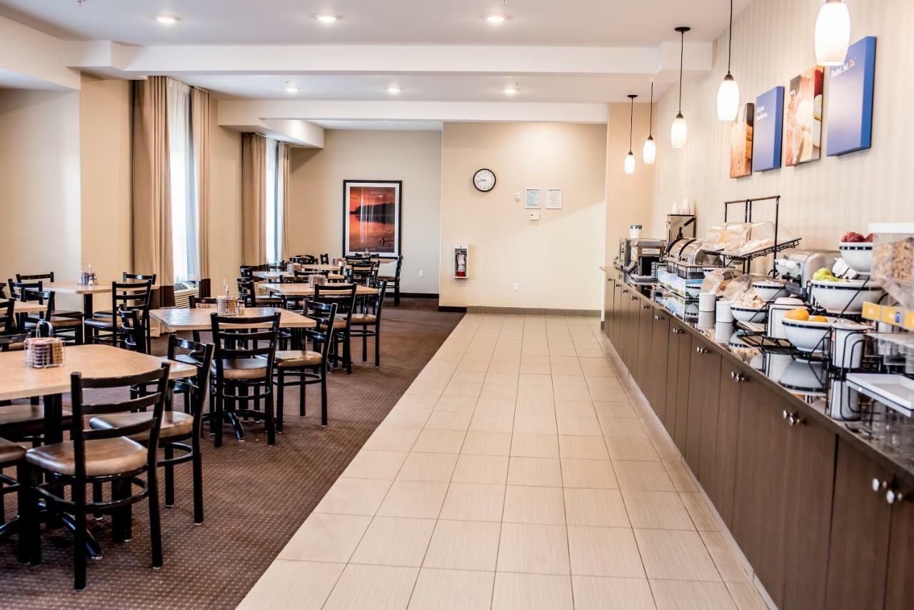 Comfort Inn & Suites Fox Creek Ngoại thất bức ảnh